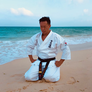 岡山県極真空手道連盟 　赤木道場についてはこちら